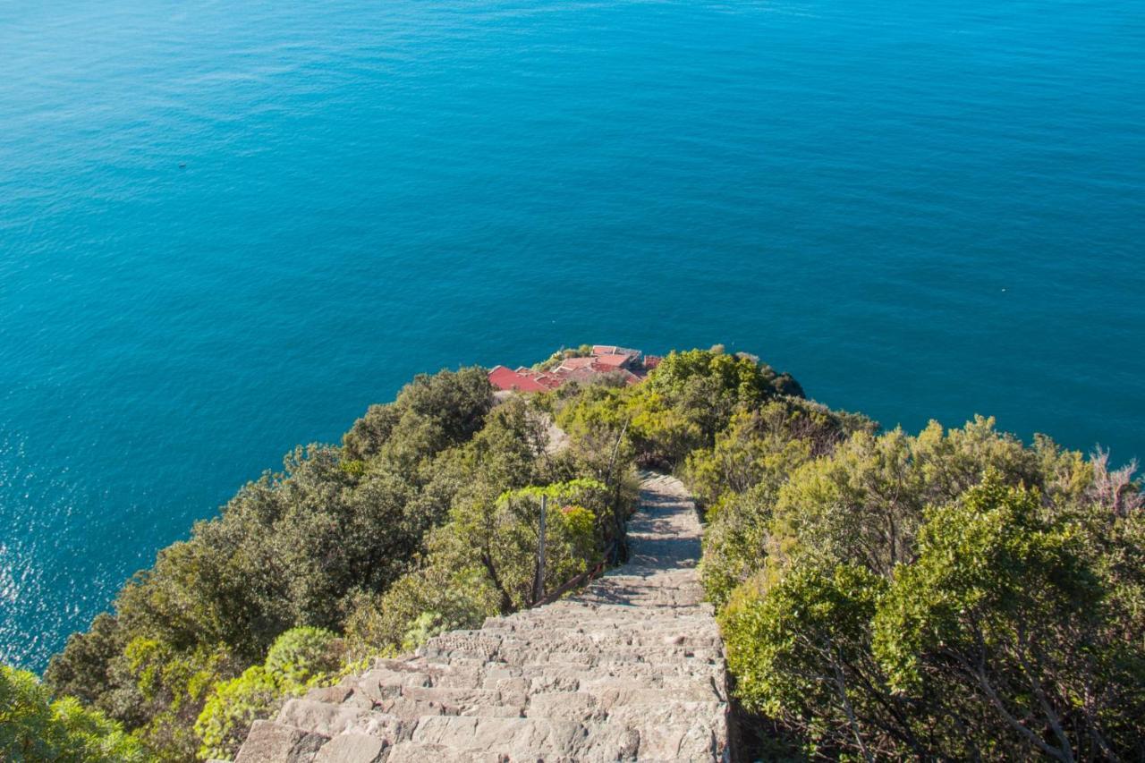 M'Illumino D'Immenso - Moneglia Apartments Kültér fotó